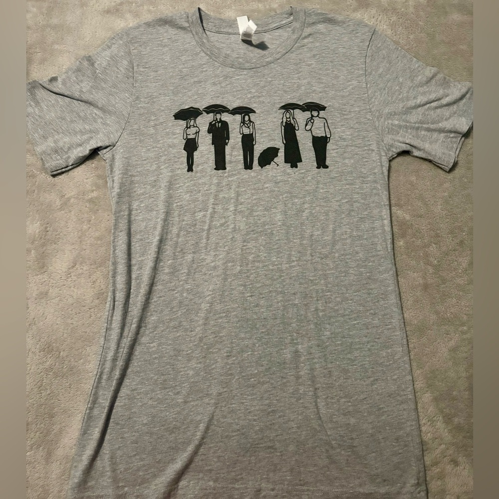 Women’s Small Friends T